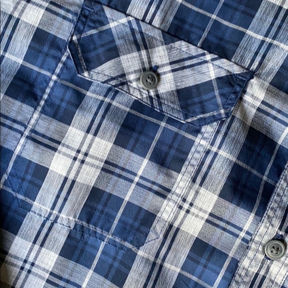 Men’s Quick dry long sleeved casual button down - Picture 3 of 5
